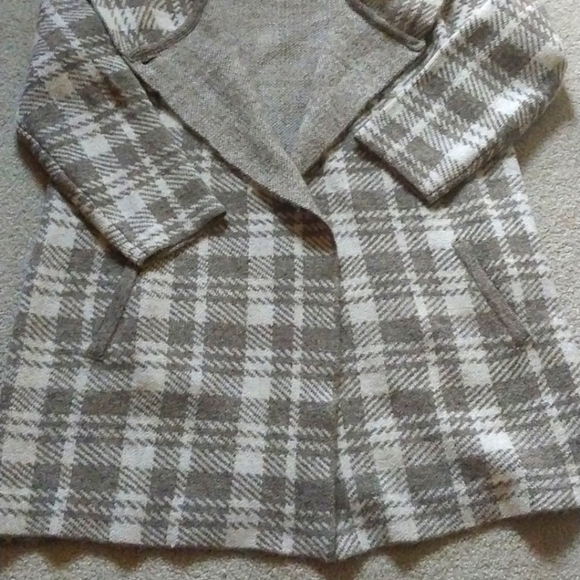 Ellen Tracy Sweater - Picture 3 of 7